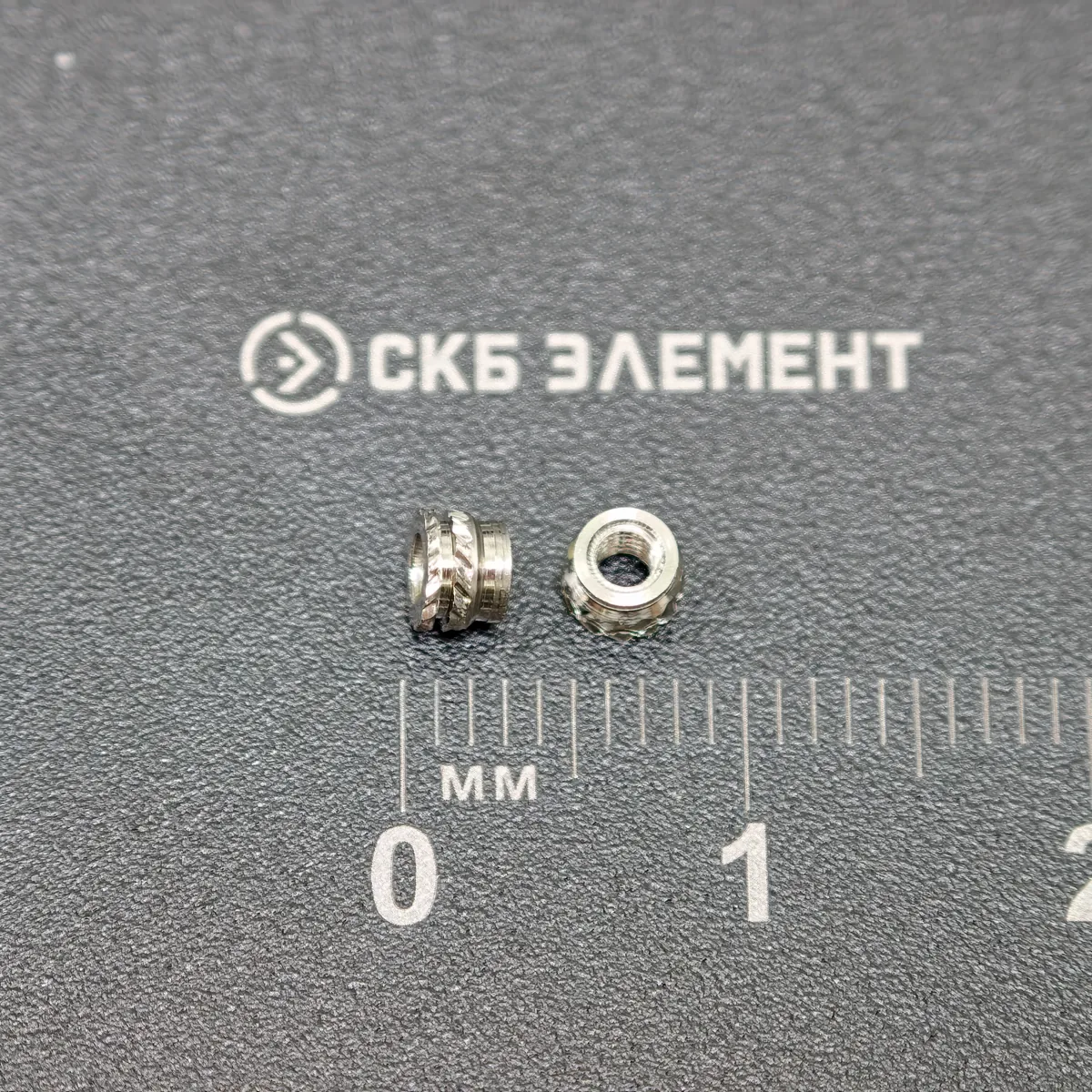 М2-OD3,6-L2,5-AISI Втулка резьбовая вплавляемая, сквозная. Нерж. сталь