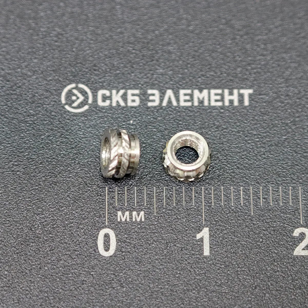 М3-OD5-L3-AISI Втулка резьбовая вплавляемая, сквозная. Нерж. сталь