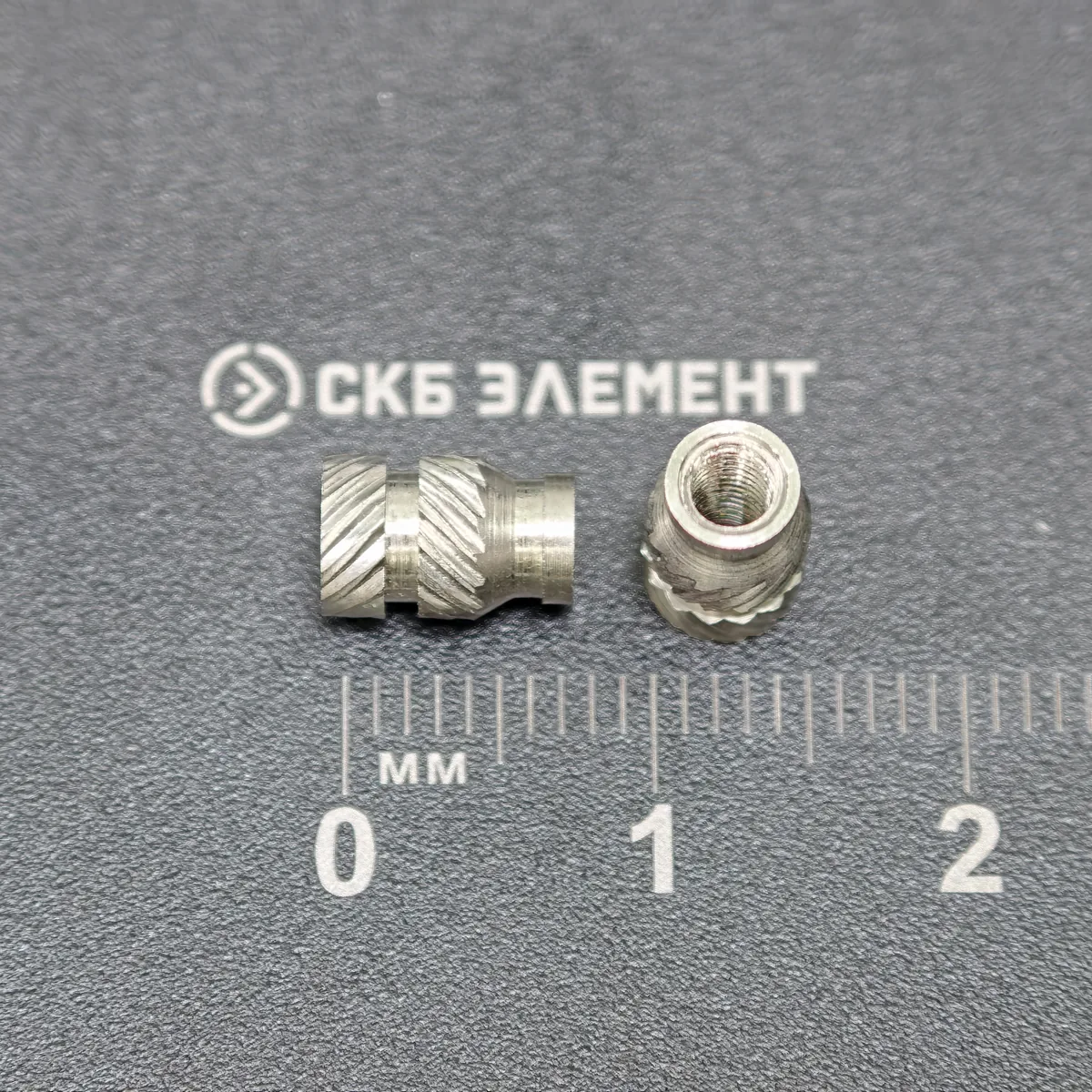 М3-OD5,3-L8-AISI Втулка резьбовая вплавляемая, сквозная. Нерж. сталь