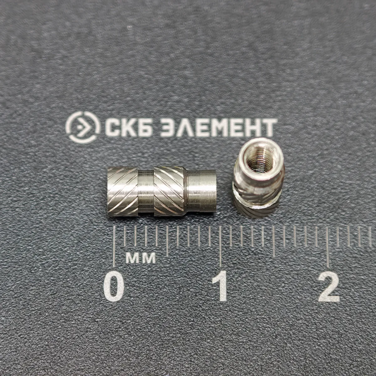 М3-OD4,6-L10-AISI Втулка резьбовая вплавляемая, сквозная. Нерж. сталь