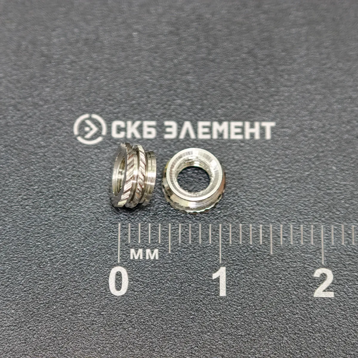 М4-OD6,3-L3-AISI Втулка резьбовая вплавляемая, сквозная. Нерж. сталь
