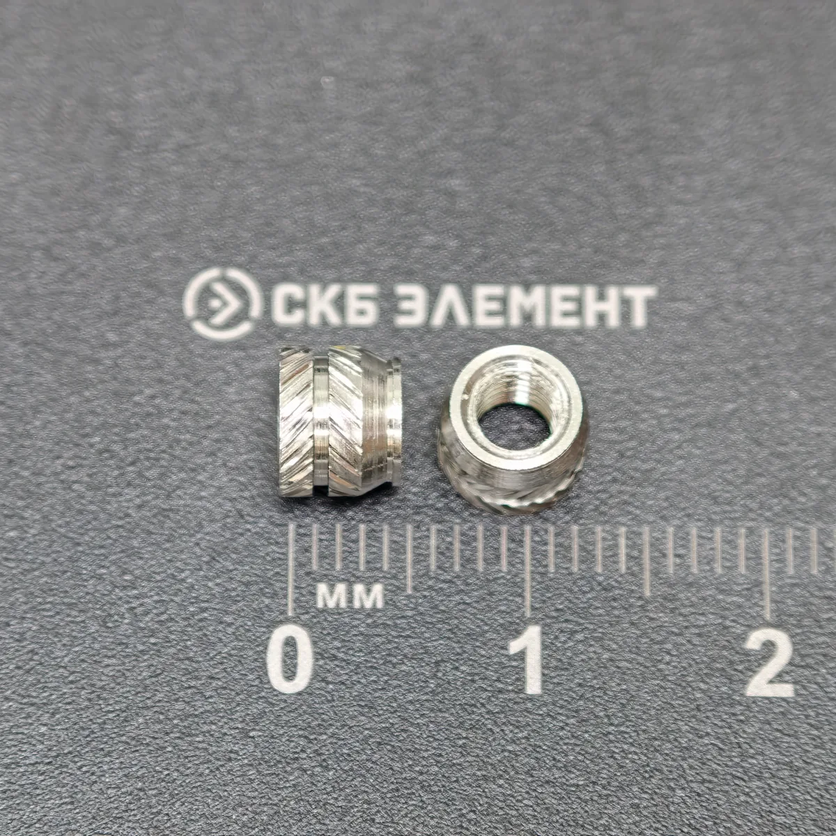 М4-OD6,3-L5-AISI Втулка резьбовая вплавляемая, сквозная. Нерж. сталь
